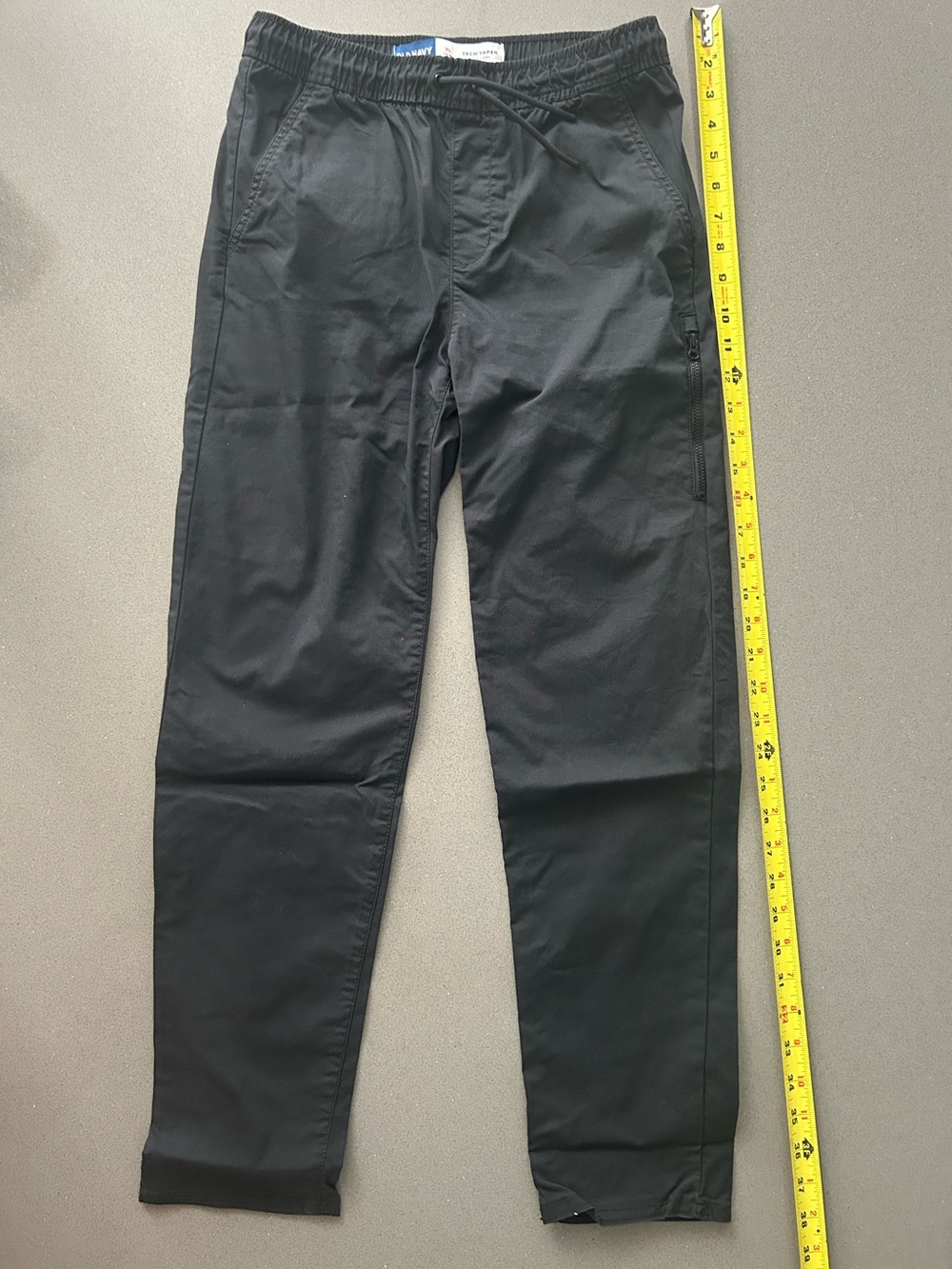 Old NavyTech Taper Gray Pants Kids Size 14-16 XL..